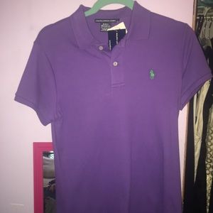 Two buttoned, slim fit, polo sport
